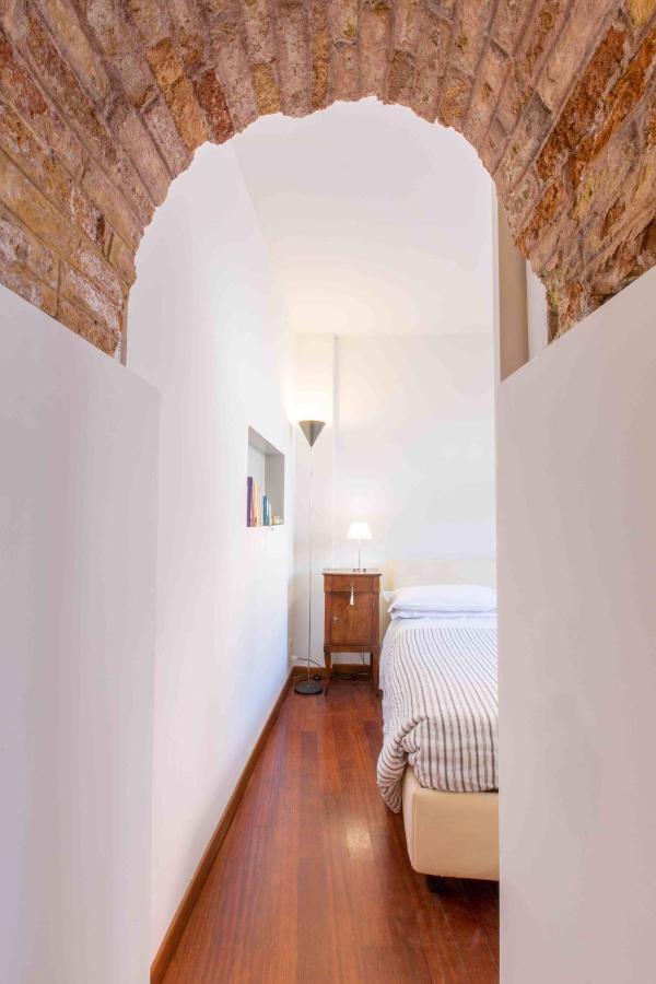 The Arch Historic Accommodation Venesia Bagian luar foto