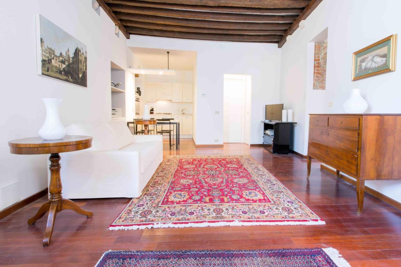 The Arch Historic Accommodation Venesia Bagian luar foto